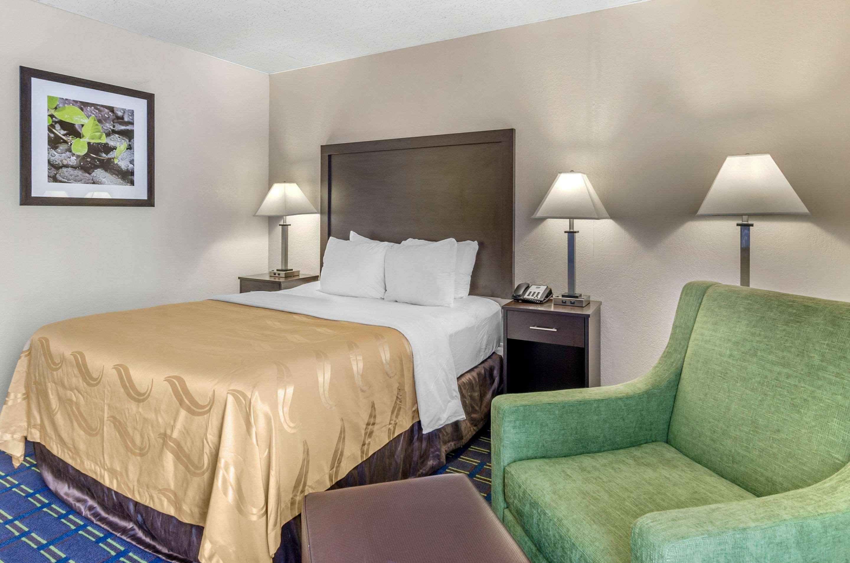 Quality Inn Waynesboro - Skyline Drive Eksteriør bilde