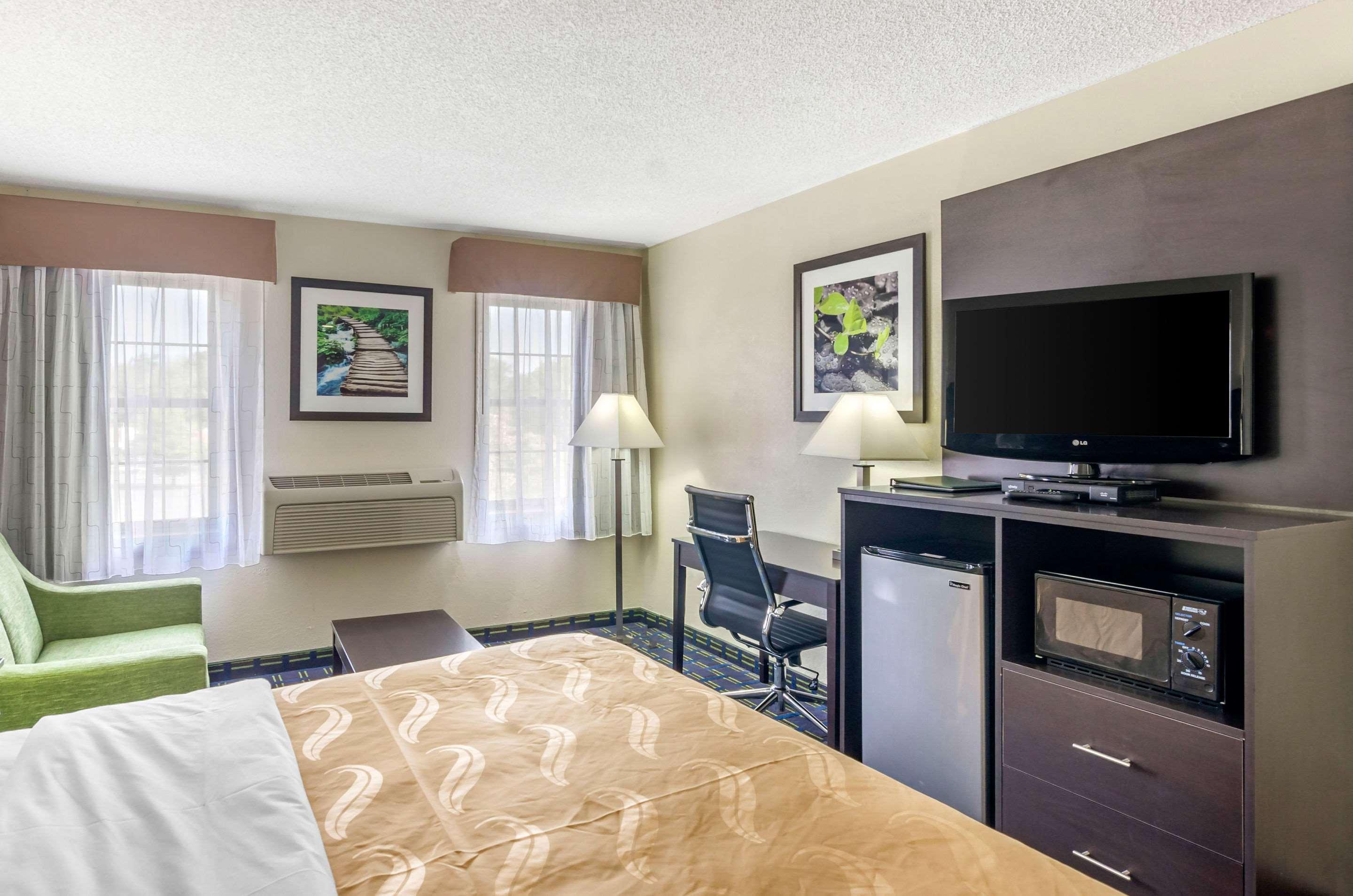 Quality Inn Waynesboro - Skyline Drive Eksteriør bilde