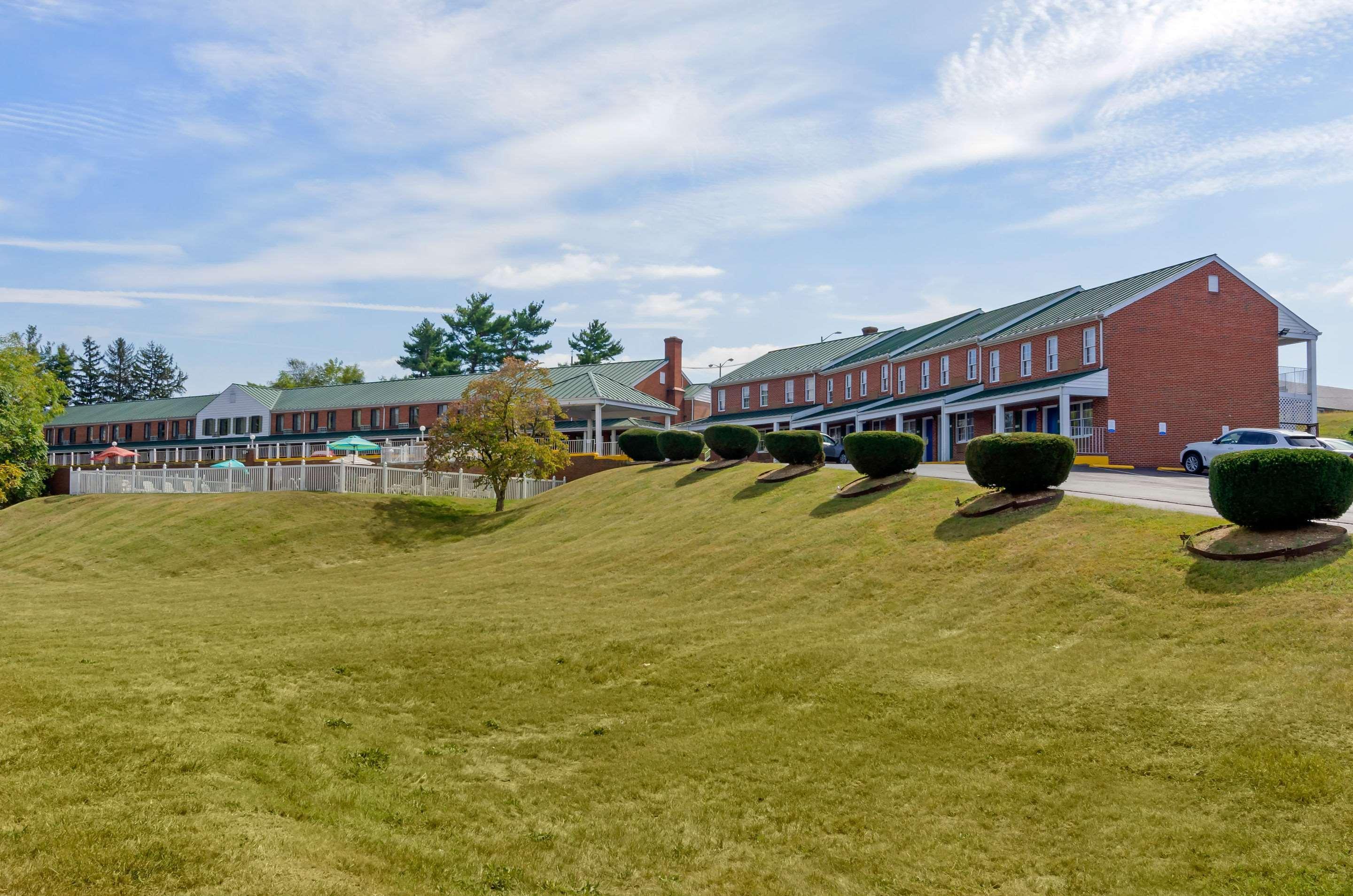 Quality Inn Waynesboro - Skyline Drive Eksteriør bilde
