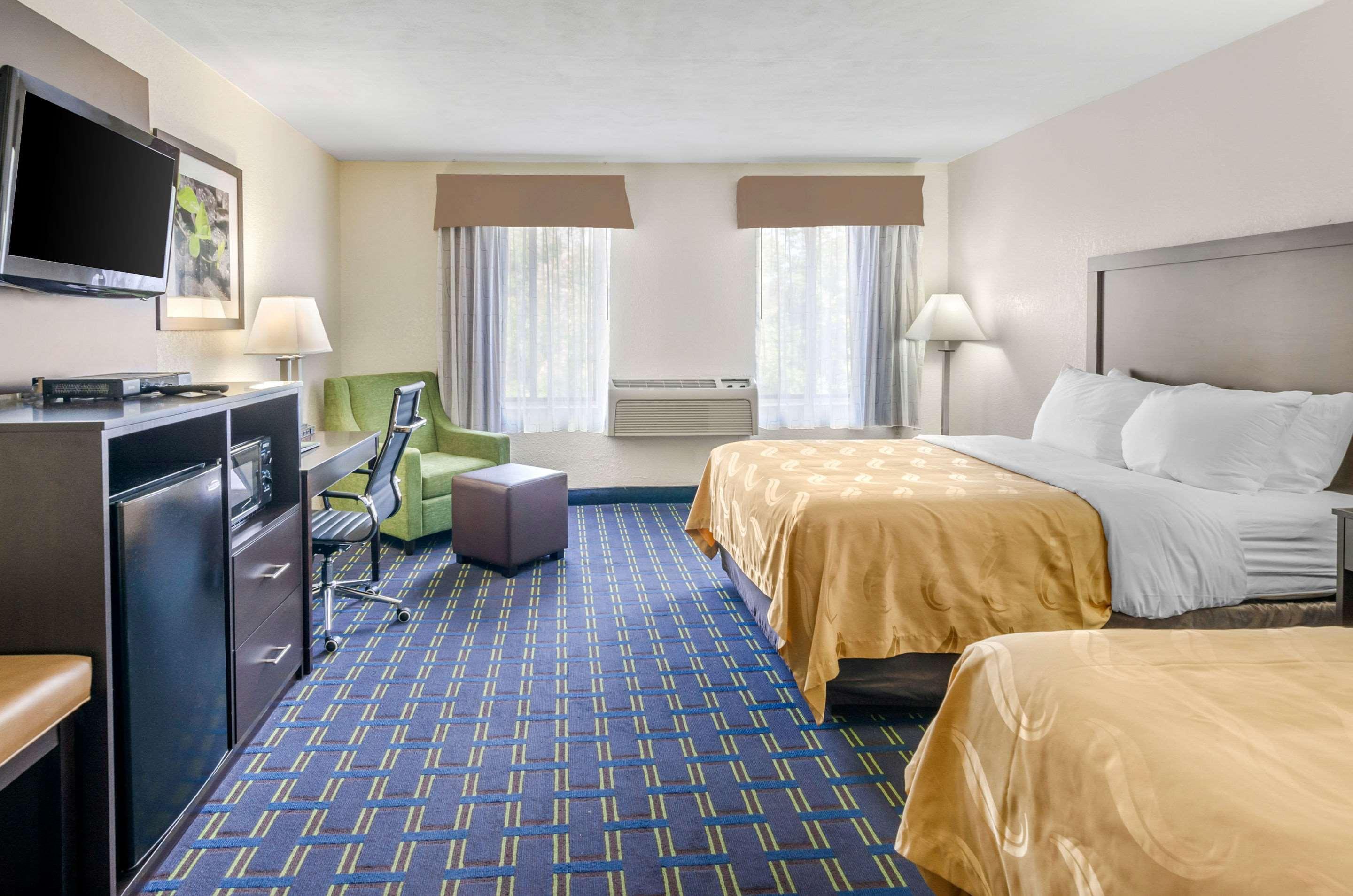 Quality Inn Waynesboro - Skyline Drive Eksteriør bilde