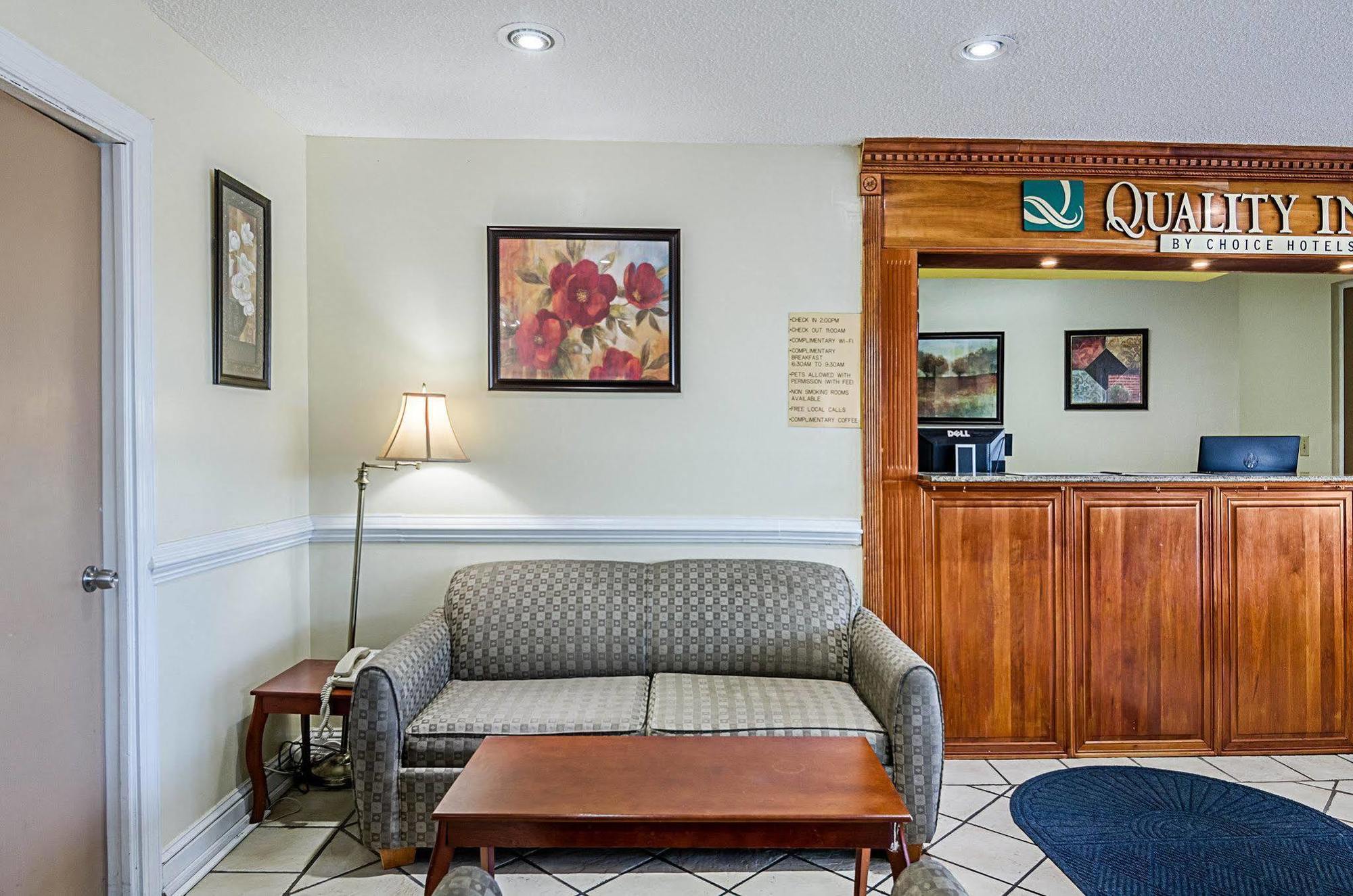 Quality Inn Waynesboro - Skyline Drive Eksteriør bilde
